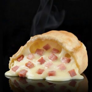 Empanada jambon fromage